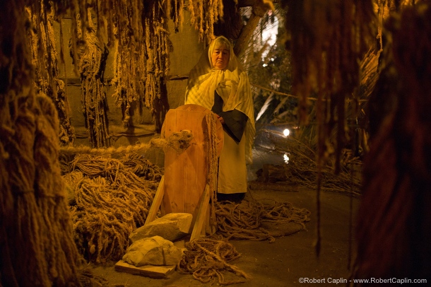 Real Human Nativity Scene in Linyola, Spain. </p><br />
<p>Photo © Robert Caplin