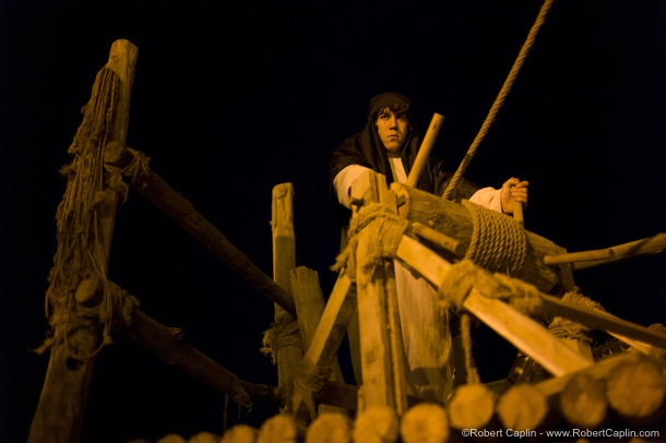 Real Human Nativity Scene in Linyola, Spain. </p><br />
<p>Photo © Robert Caplin