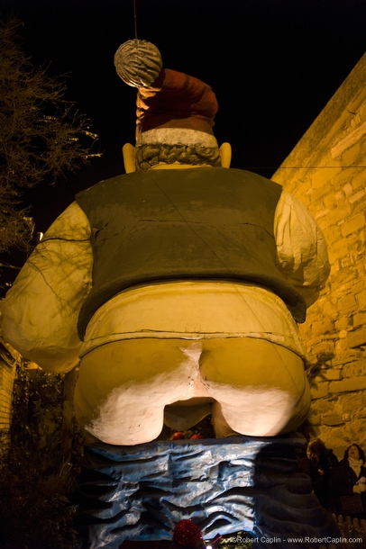 Real Human Nativity Scene in Linyola, Spain. Photo © Robert Caplin