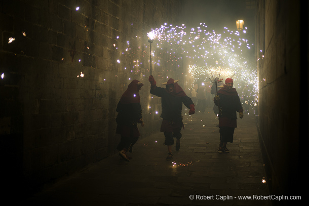 Correfocs de les Festes de Sant Roc, Barcelona. Photo by Robert Caplin